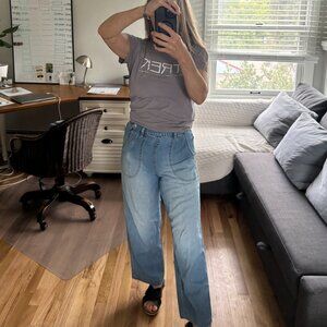 Vintage Style Wide Leg Jean • 28